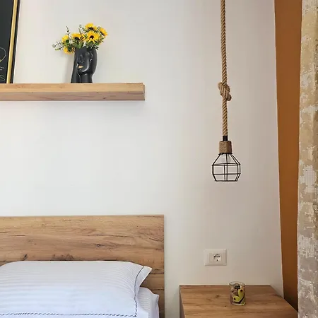 Bohemian Apt, Beachfront & Family Friendly - By Beta Premium Daire