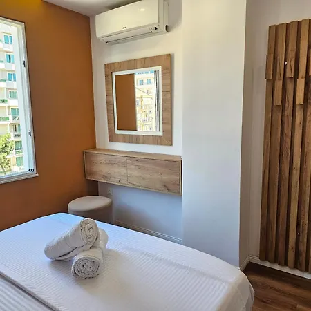 Bohemian Apt, Beachfront & Family Friendly - By Beta Premium Daire Golem (Tirana)