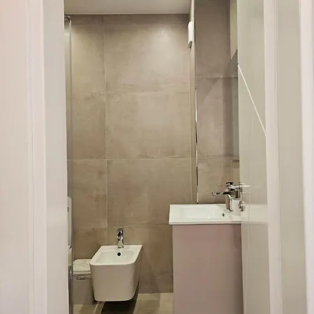 Bohemian Apt, Beachfront & Family Friendly - By Beta Premium * Голем