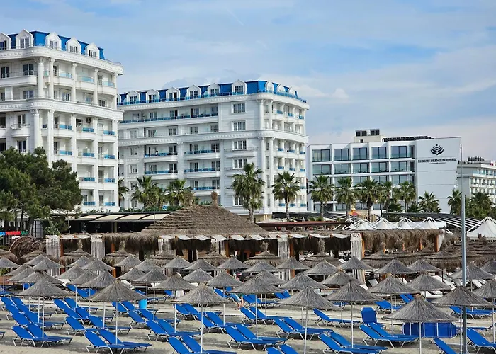 Bohemian Apt, Beachfront & Family Friendly - By Beta Premium 格勒姆