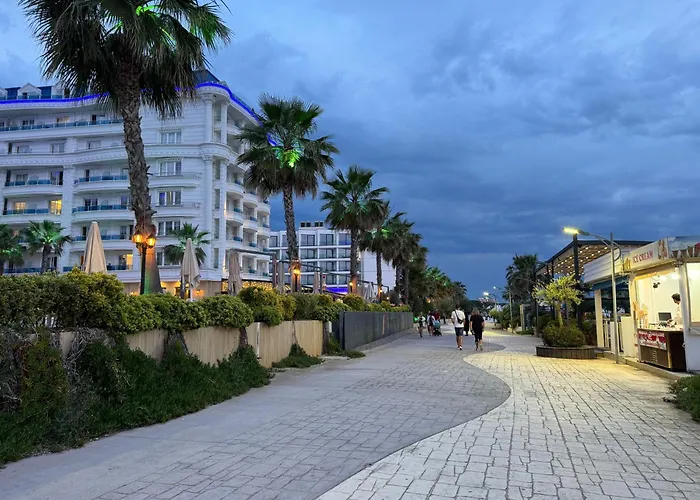 Bohemian Apt, Beachfront & Family Friendly - By Beta Premium Lejlighed *